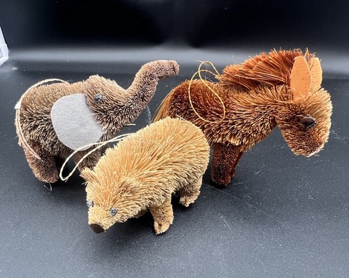 Trio animal brush bristle - of,